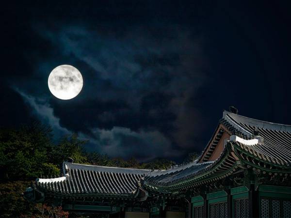 ８月は満月が２回やってくる！　１回目の『スタージョンムーン』は今夜