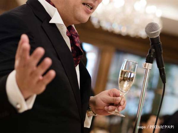 「あっ、違う…」　結婚式でボケてしまった上司のエピソードに「吹いた」「今度使おう」