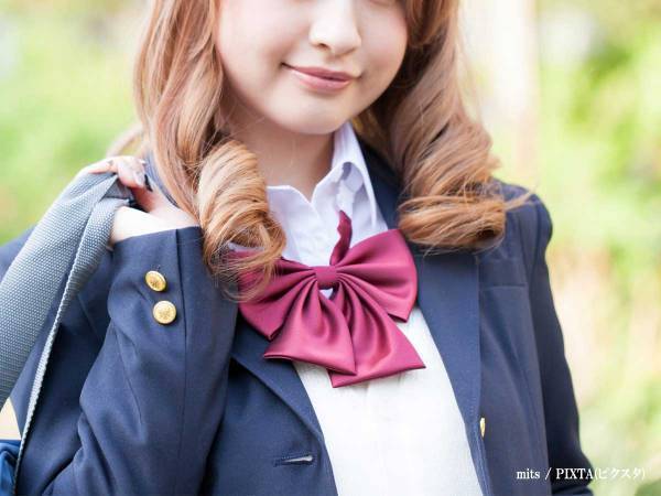 「高校時代に席替えをしたら…」　ギャルの『さっぱりとした優しさ』にホレちゃう人続出