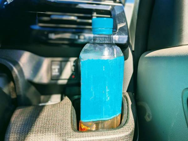 飲みかけのペットボトル　車内に放置すると…？　都の実験結果に「怖すぎ」「もうやめる」