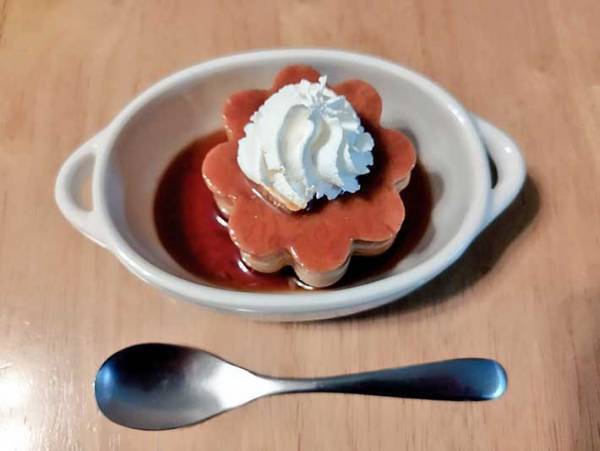 プリンを５人家族でどう分ける？　投稿に「大正解」「センスが最高」