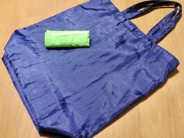 どんな形のエコバッグでもコンパクトに畳める方法　「めっちゃ使える」「すっご」