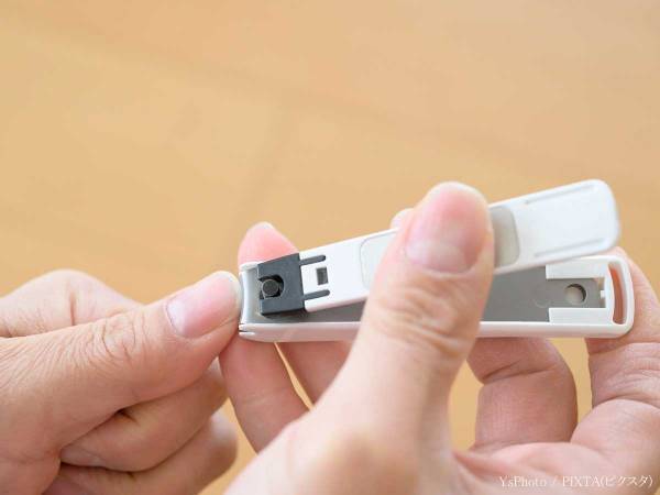 逆手でも使いやすい形状は？　爪切りを選ぶ時に気を付けたい『２つのポイント』