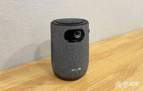 小型プロジェクター『ZenBeam Latte L1』がすごい！「美しい！」