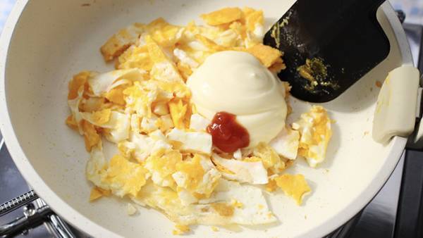 『ゆで卵を使わない』卵サンドの作り方　「その手があったか！」「天才か？」