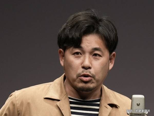 子供が自宅前で花火をするのは迷惑？　お笑いタレントの投稿に賛否　「ほほ笑ましい」「通報する」