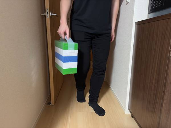 「帰りにティッシュを買ってきてほしい」　帰宅した夫が手に持っていたものに、思わず二度見