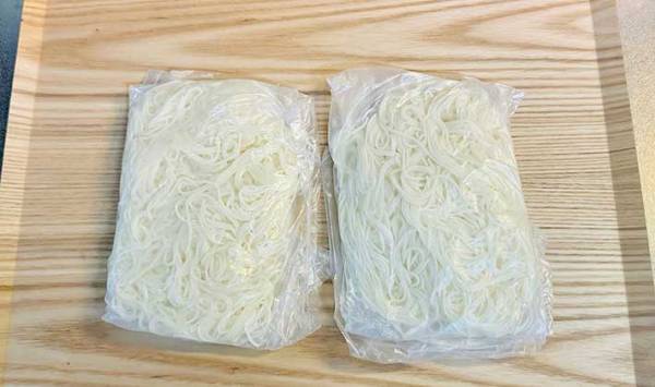 そうめん、食べるたびにゆでてる？　大量にゆでて保存するコツに「朗報だ」「余った時もいい」