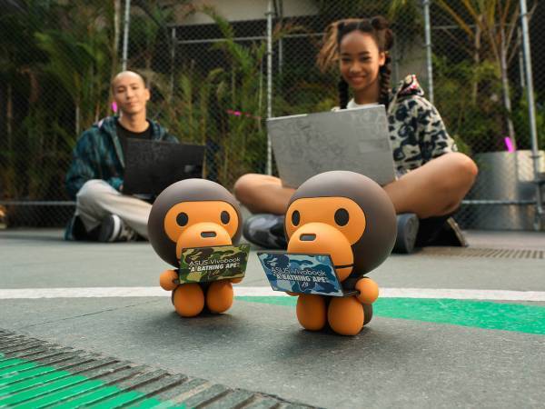 ASUSのPCが『BAPE®』とコラボ！「欲しい！」「クール！」