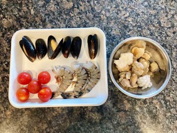 輸入雑貨店の不思議な調味料　煮込んでみると？　「サンフランシスコを感じる」「濃厚」