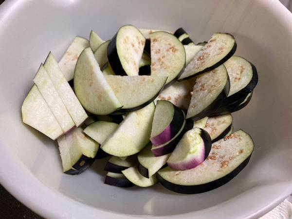 「暑い日の箸休めに…」　JA全農の『ナスレシピ』に「いいこと聞いた」「今度やってみます！」