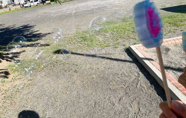 「見た目もかわいい」「子供と作りたい」　家にあるものでシャボン玉の吹き具を作ろう！