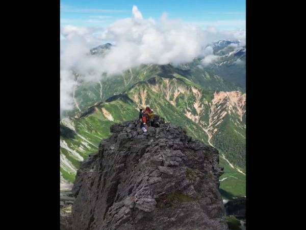 「アルプス一万尺　小槍の上で…」　アルペン踊りを『実際に』踊ってみた