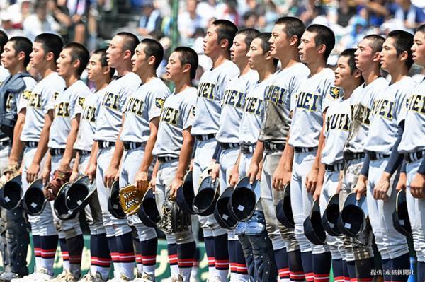【１０７年ぶりの夏制覇】甲子園で慶応が優勝！　「最高の試合だった」「おめでとう！」