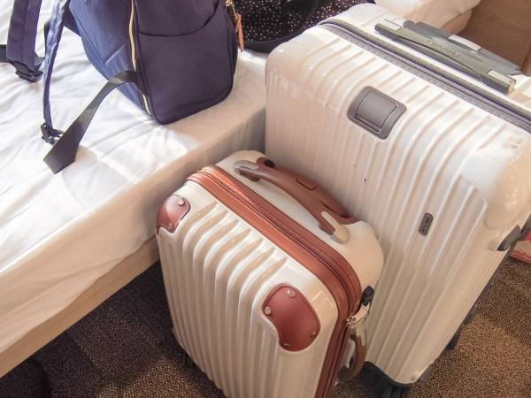 旅行準備もコレで快適！　スーツケースの荷物を上手にまとめる方法が「すごい」