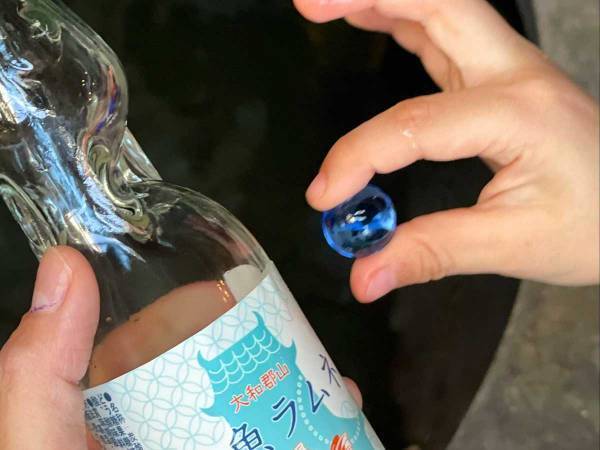 「ビー玉の中に…」　４歳児の感性が素敵だった　「うるっとした」「愛おしい」