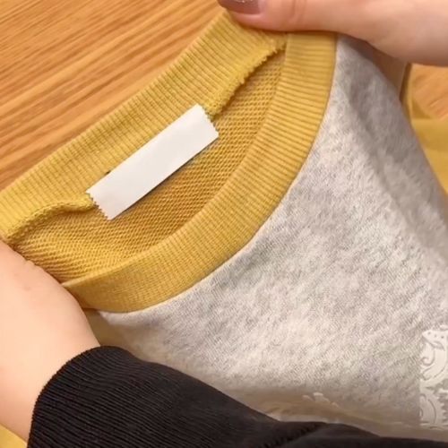 首のタグ　ちくちく問題を解消するには？　目からウロコの発想に「知らなかった」「よさそう！」