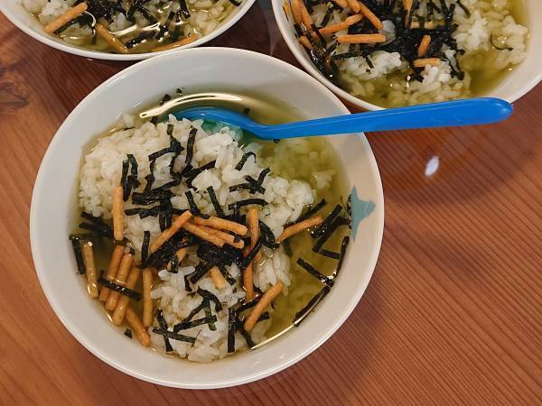 子供が外食をねだった時の『ライフハック』　母の一言に「その手があったか！」「マネする」