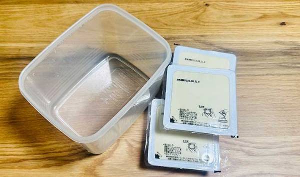 豆腐の水切り、面倒じゃない？　一番簡単な方法に「ズボラにピッタリ」「楽だわ」