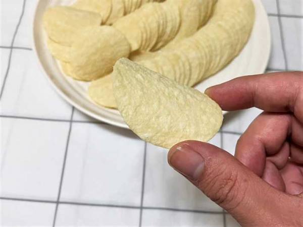 結局、プリングルス…じゃないの？　一番おいしい『サワークリーム＆オニオン』は何か、食べ比べてみると…