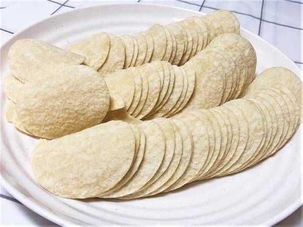 結局、プリングルス…じゃないの？　一番おいしい『サワークリーム＆オニオン』は何か、食べ比べてみると…