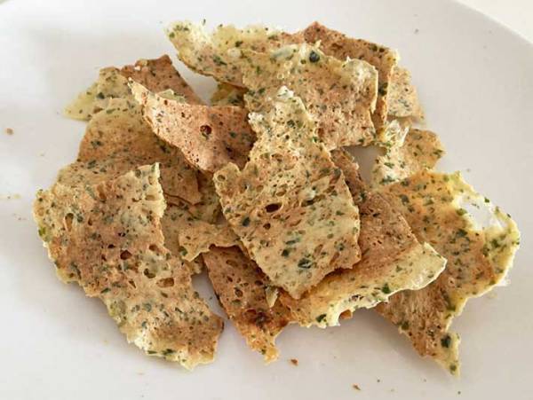 カロリーが気になるので『豆腐チップス』を作ったら、簡単で満足感もすごかった！