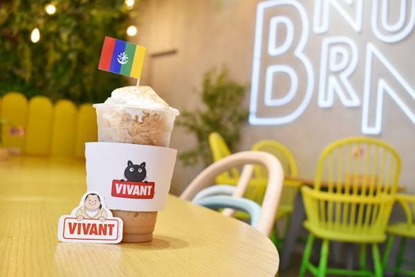 『VIVANT』コラボカフェ限定！　オリジナルフォトブースや、ドラマにちなんだメニューが続々と登場