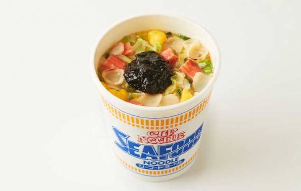 日清おすすめ！　カップヌードルの思わぬ食べ方に「こんな発想なかった」「さすが公式」