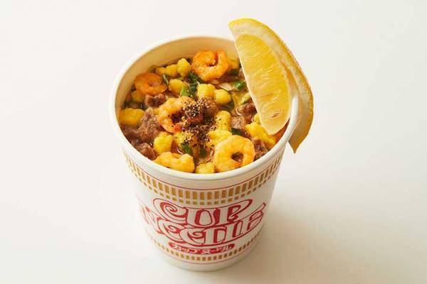 日清おすすめ！　カップヌードルの思わぬ食べ方に「こんな発想なかった」「さすが公式」