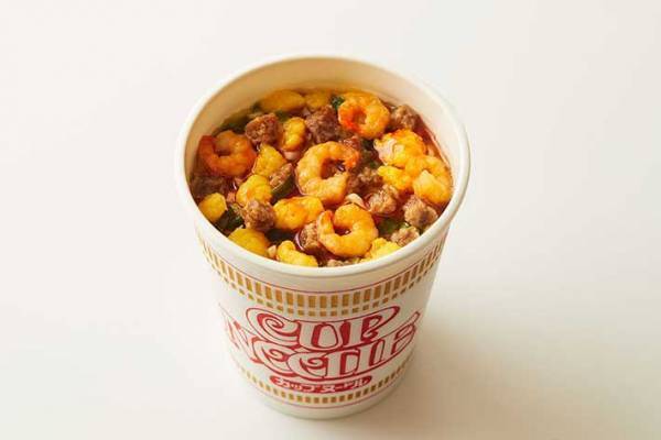 日清おすすめ！　カップヌードルの思わぬ食べ方に「こんな発想なかった」「さすが公式」