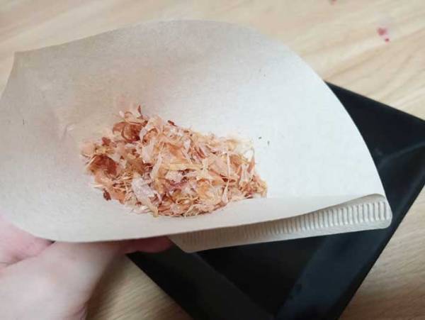 余ってしまった『コーヒーフィルタ』の思わぬ活用法　「これは使える！」「定着しそう」