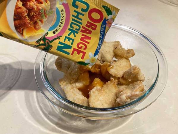 から揚げにあえるだけで完成！　カルディの『オレンジチキンの素』を試してみた