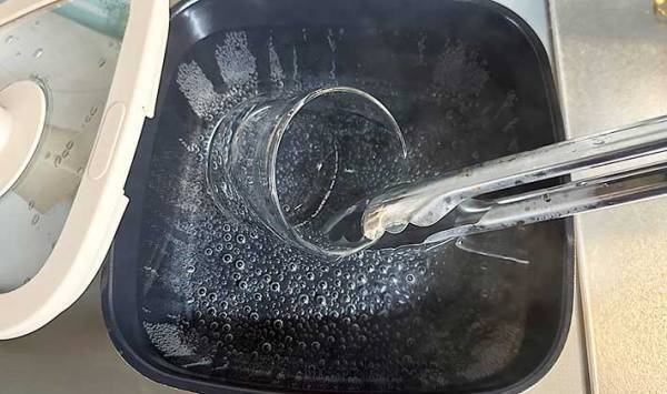 余ったニンニクの使い道はコレ！　簡単な保存方法なのにウマすぎるって、どういうこと？