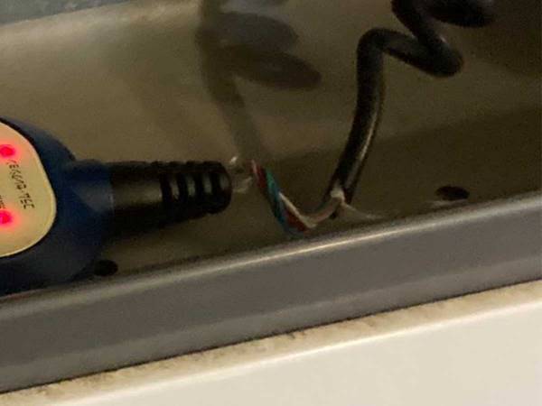 「激レアアイテムじゃん」「す、すごい…！」　自販機で飲み物を買ったら、出てきたのは