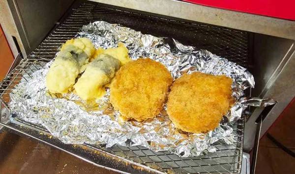 シナシナになった衣をサクサクに戻す裏技に「音がする！」「できたてみたい」