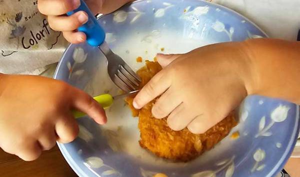 シナシナになった衣をサクサクに戻す裏技に「音がする！」「できたてみたい」