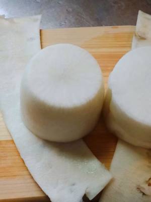 ダイコンのカツラ剥きが驚くほど簡単にできる裏技　「すごい」「やってみたい」