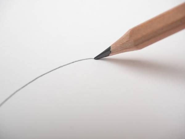 鉛筆１本で書ける距離はなんと…？　文房具メーカーの解説に「そんなに！？」「ビビった」