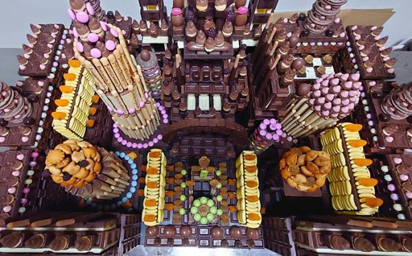 明治の『無茶ぶり』を受けた職人　作品に「すげえ～！」「泣いちゃう」