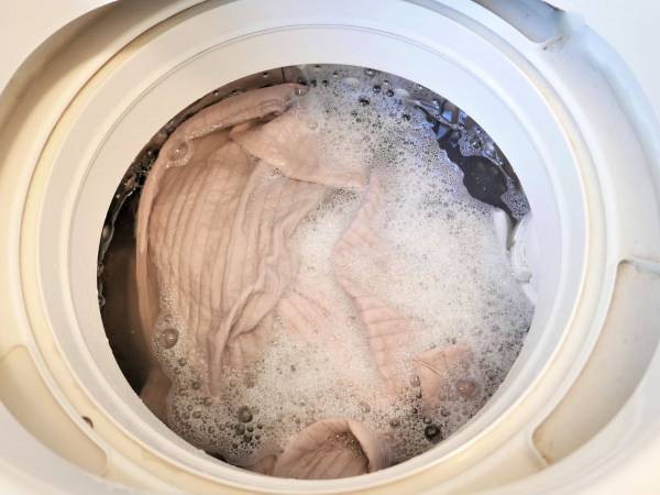 漂白剤の液体と粉末、違いは何？　「知りませんでした」「間違って使ってた」