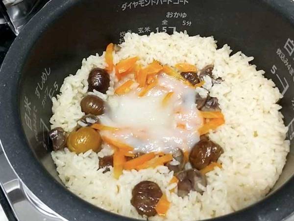 こんな食べ方もあり！　メーカーが教える『甘栗むいちゃいました』の主食レシピ