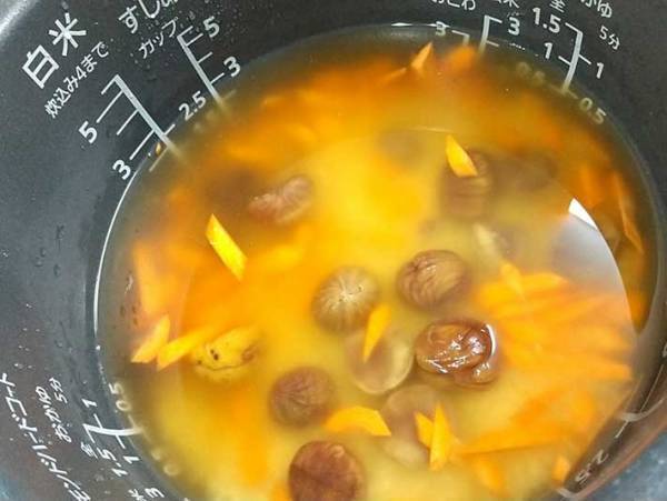 こんな食べ方もあり！　メーカーが教える『甘栗むいちゃいました』の主食レシピ