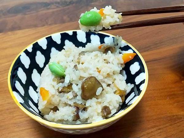 こんな食べ方もあり！　メーカーが教える『甘栗むいちゃいました』の主食レシピ