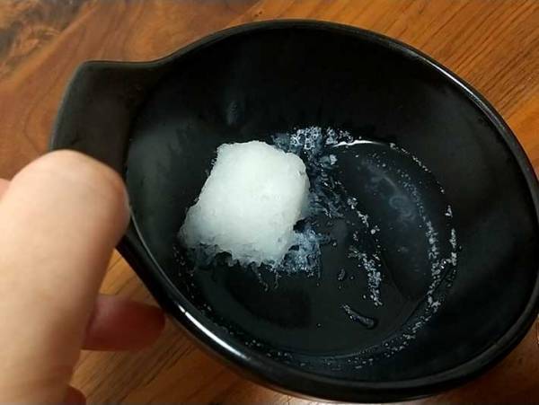 残りがちな大根おろし　意外な容器で保存する裏技に「１か月も？」