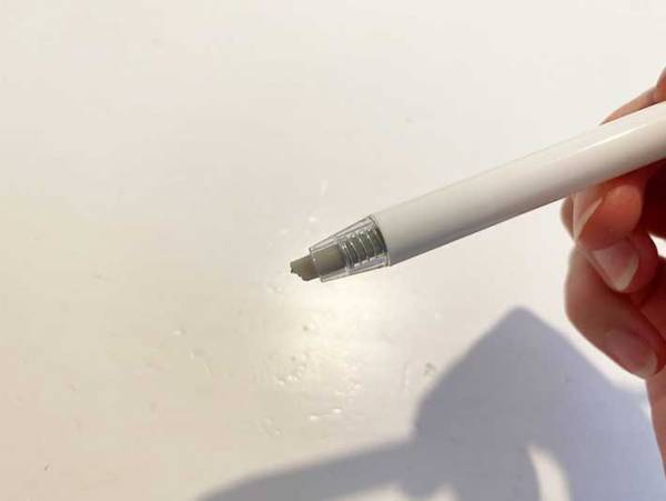 「もうケガしない」「スルスル切れる」　ダイソーの『ペンの形をしたカッター』がとっても優秀