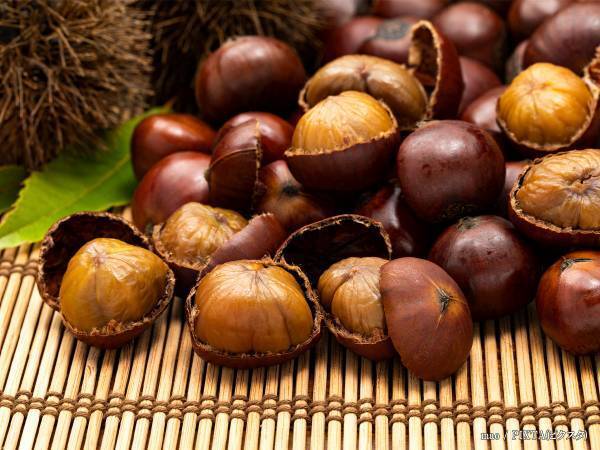 栗の鬼皮、渋皮が簡単に剥ける裏技　剥く前に『あること』をすると？