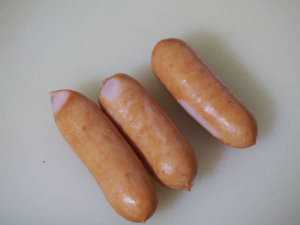 「ソーセージが汗をかいてる！」　これって食べても平気？　日本ハムの説明に「そういうことか」「納得です」