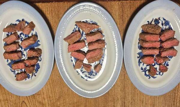 スーパーの肉をアレに漬けて焼いたら？　柔らかすぎて、家族みんなが感動の嵐