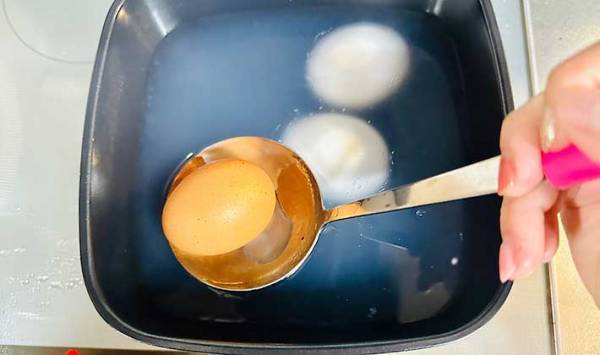 失敗しがちな温泉卵　キッチンのアレを入れると？　「完璧な仕上がり」「感動」