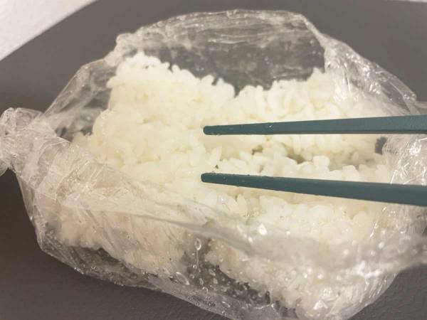 冷凍ごはんを炊き立ての味に？　上手に解凍するコツに「もっと早く知りたかった」